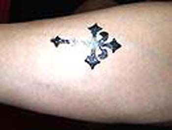 Skin decoration art supply company exports stylish Realistic fleur-de-lie tattoo in black   / china-wholesale-product-exporter-002
